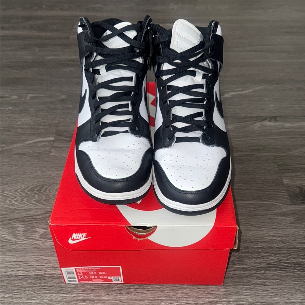 Nike Black and White High-Tops